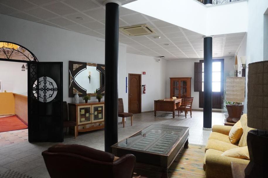 Hotel Montesion Luz Del Desierto Lucainena de las Torres ภายนอก รูปภาพ